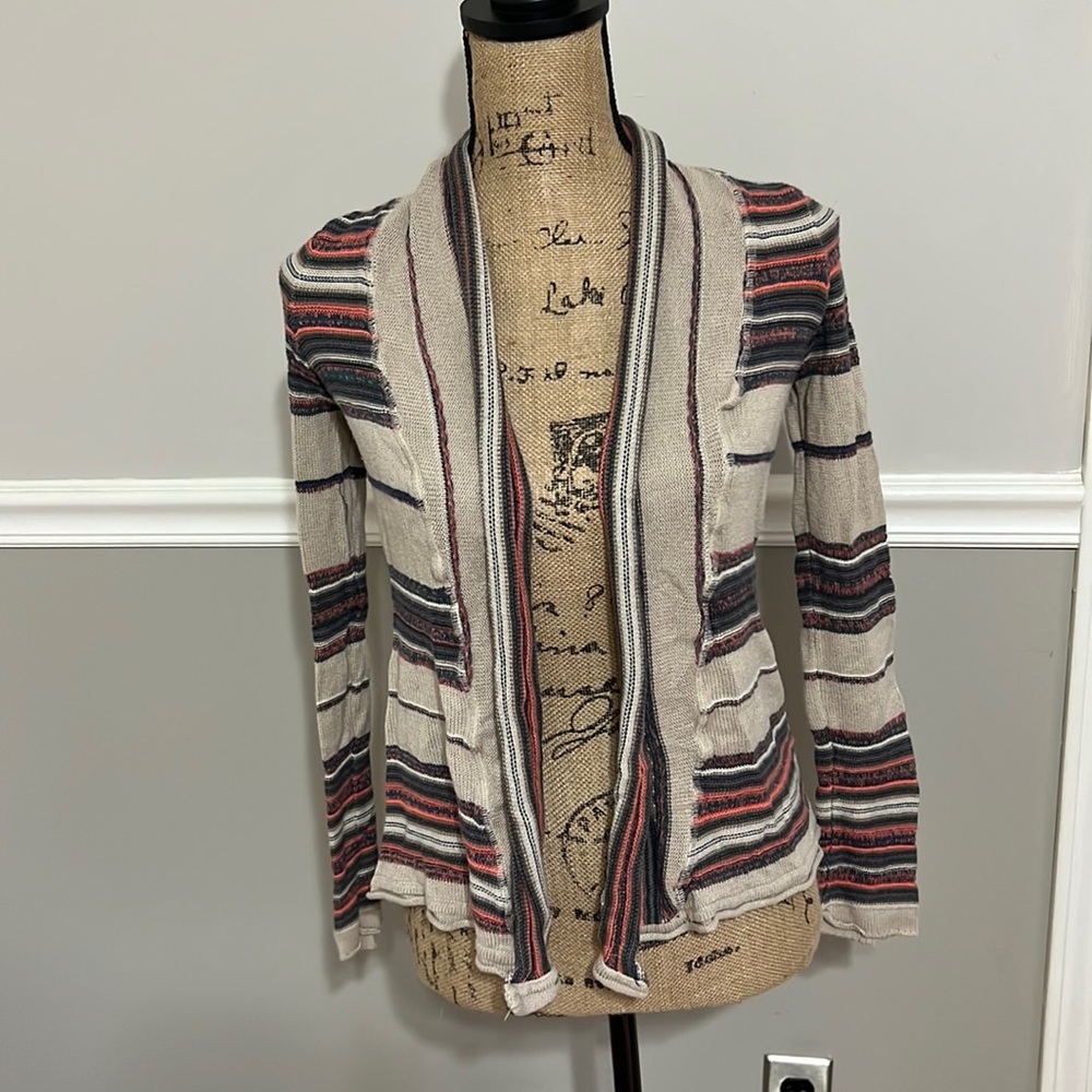 Billabong- shorter cardigan size small juniors